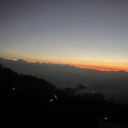 Hotel Nagarkot Holiday Inn Luaran gambar