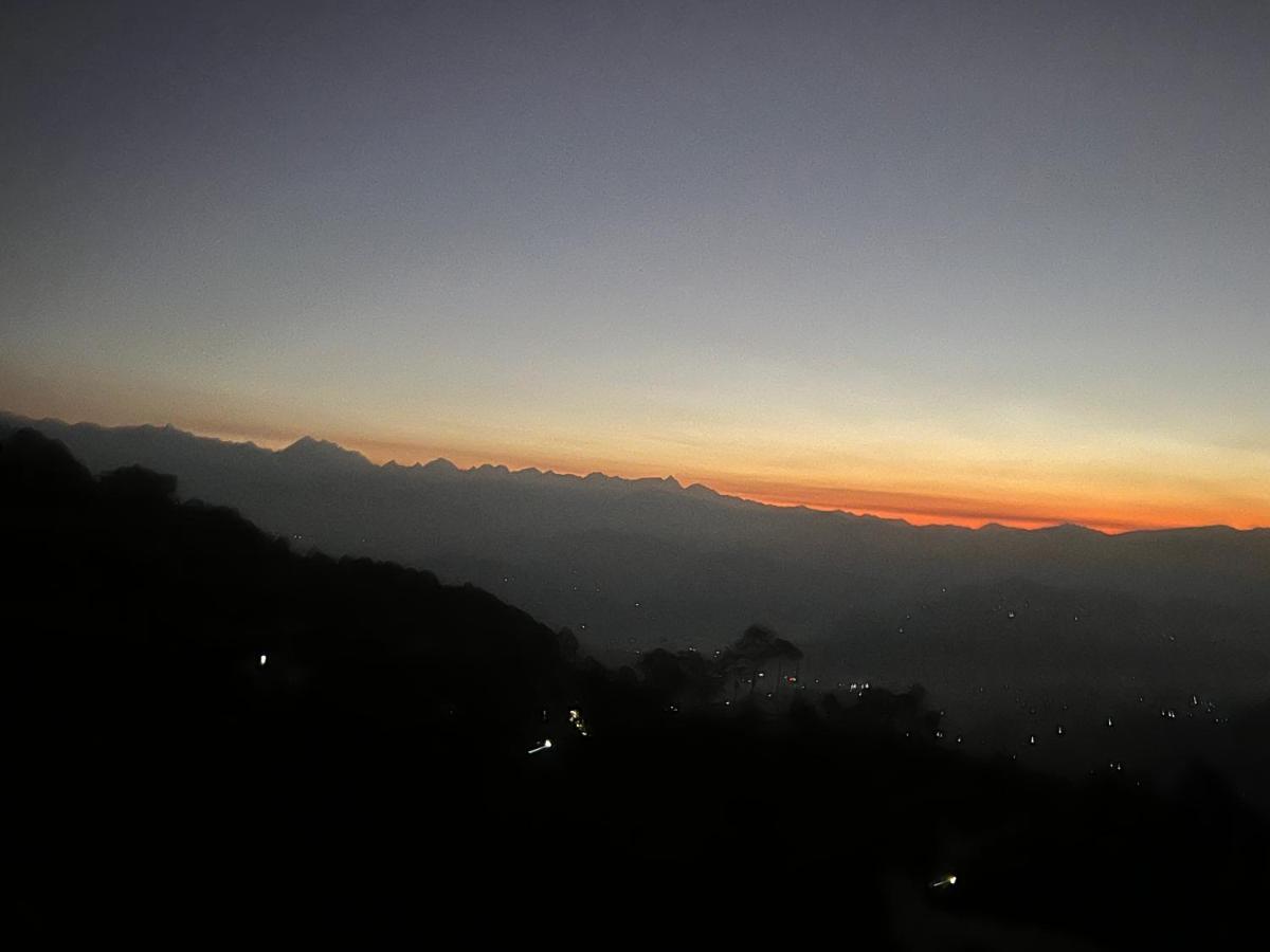 Hotel Nagarkot Holiday Inn Luaran gambar