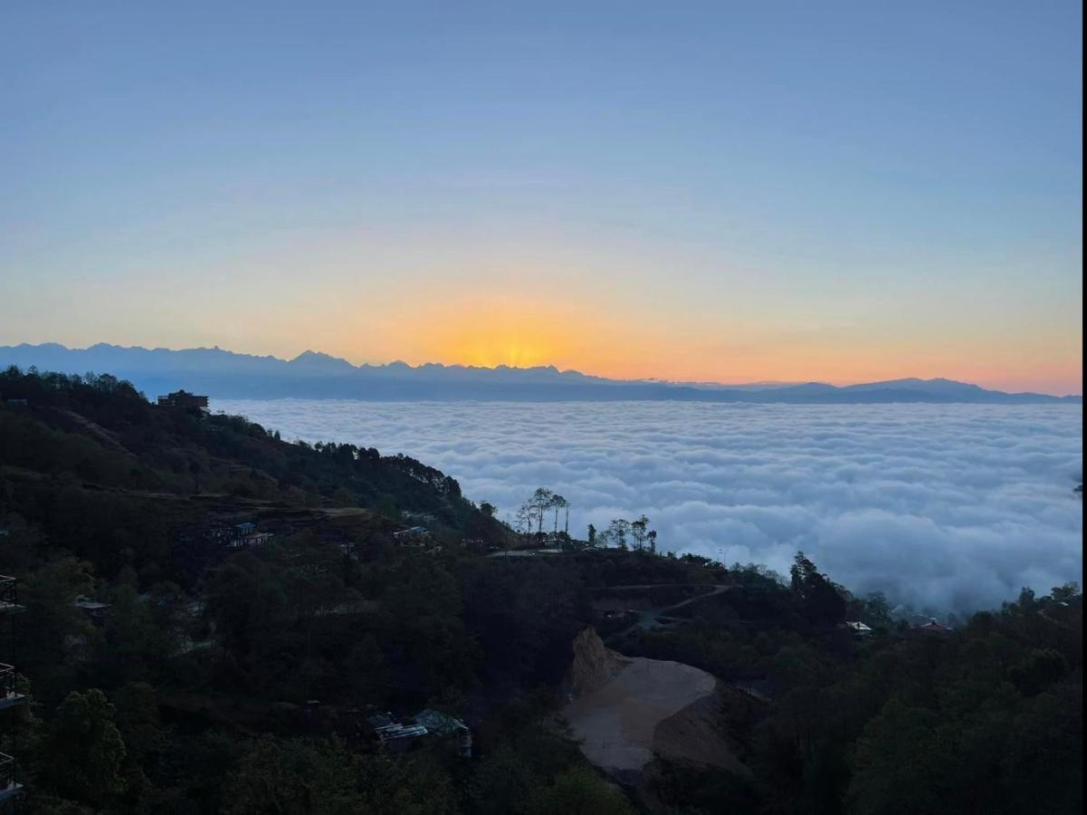 Hotel Nagarkot Holiday Inn Luaran gambar